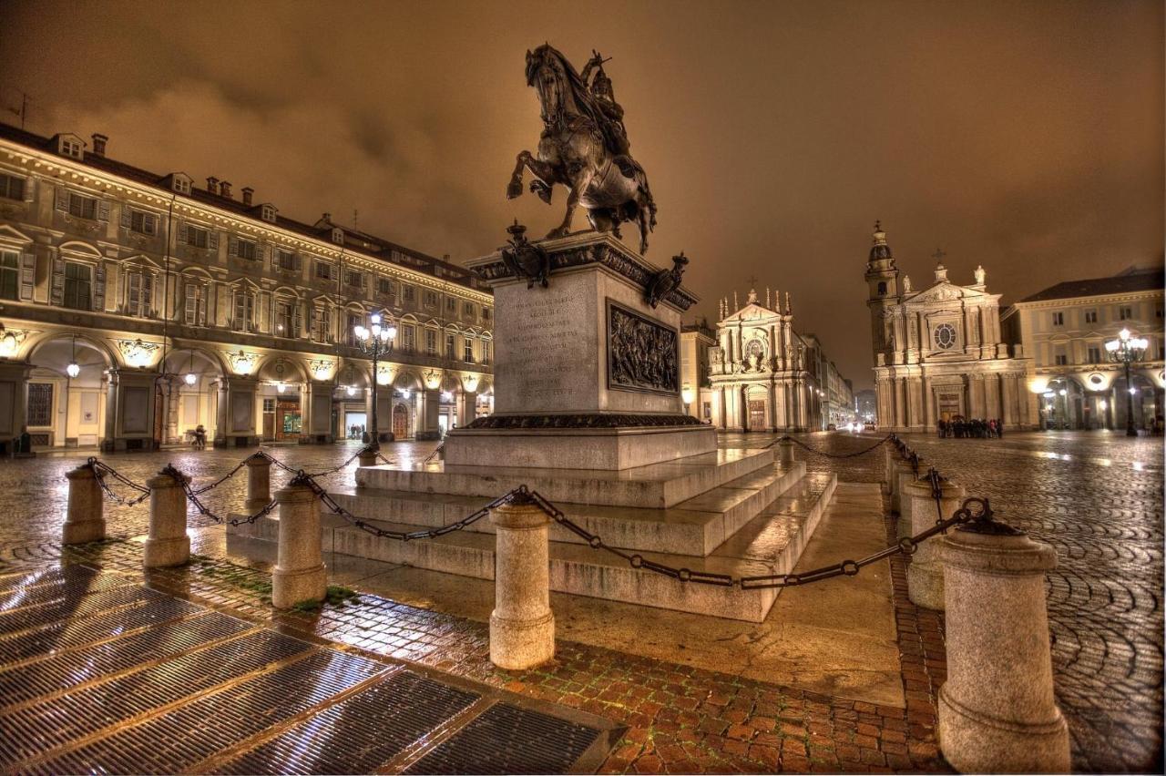 Ferienwohnung Ampia Mansarda E Terrazzo 10 Minuti Dal Centro Turin Exterior foto